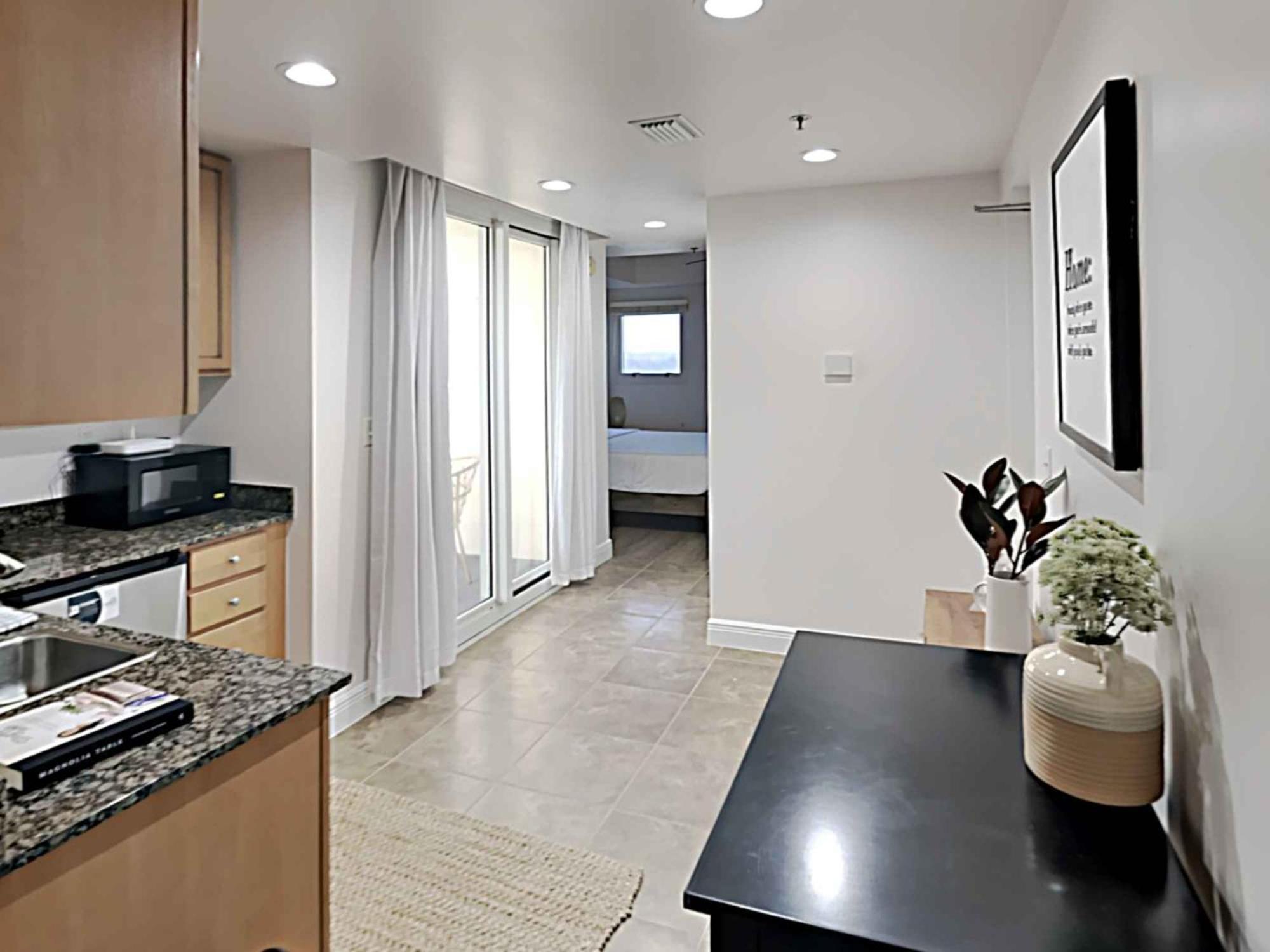 Apartment Sterling Breeze #907 C